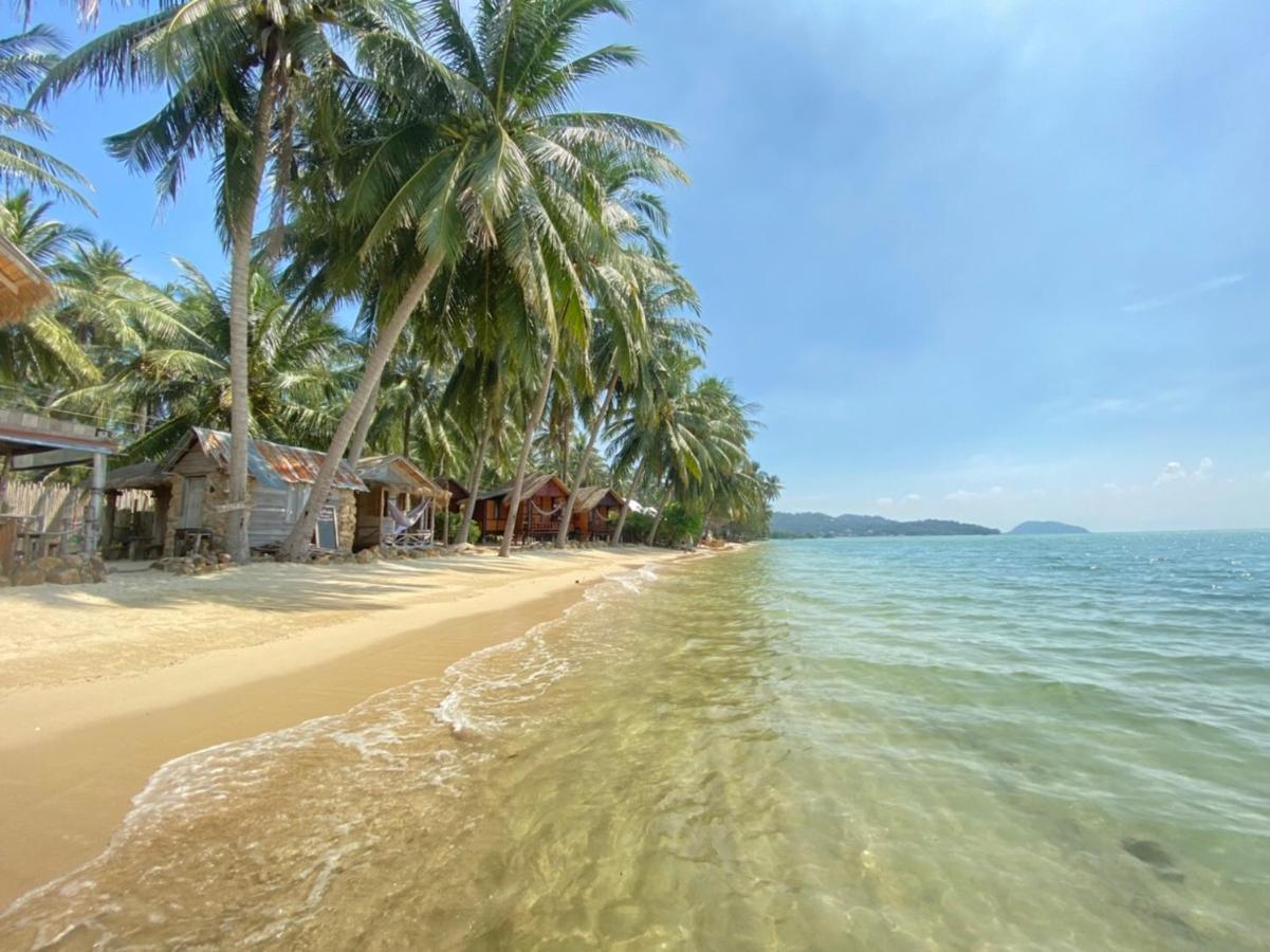 Castaway Beach Bungalows Шритану Экстерьер фото