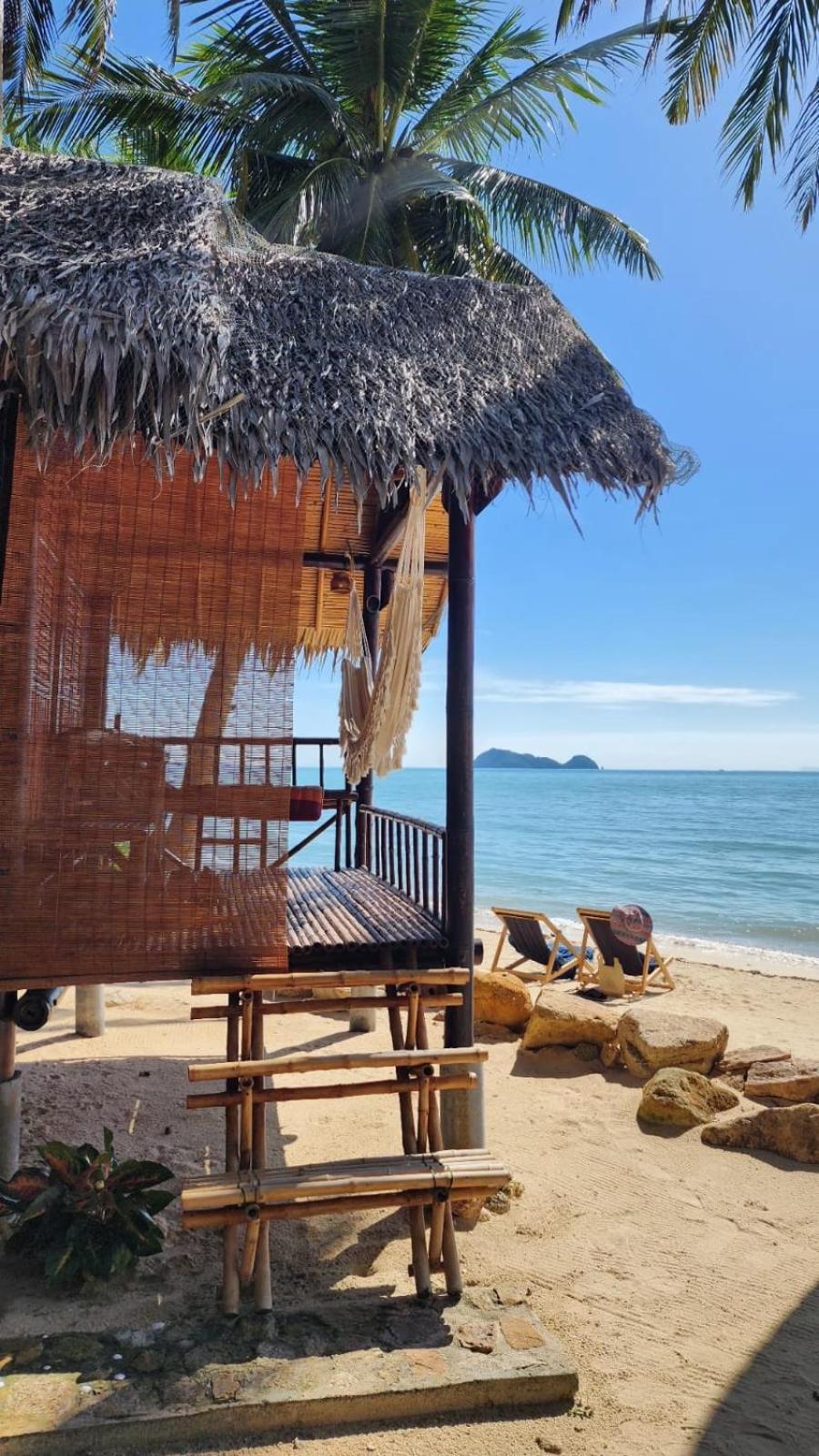 Castaway Beach Bungalows Шритану Экстерьер фото