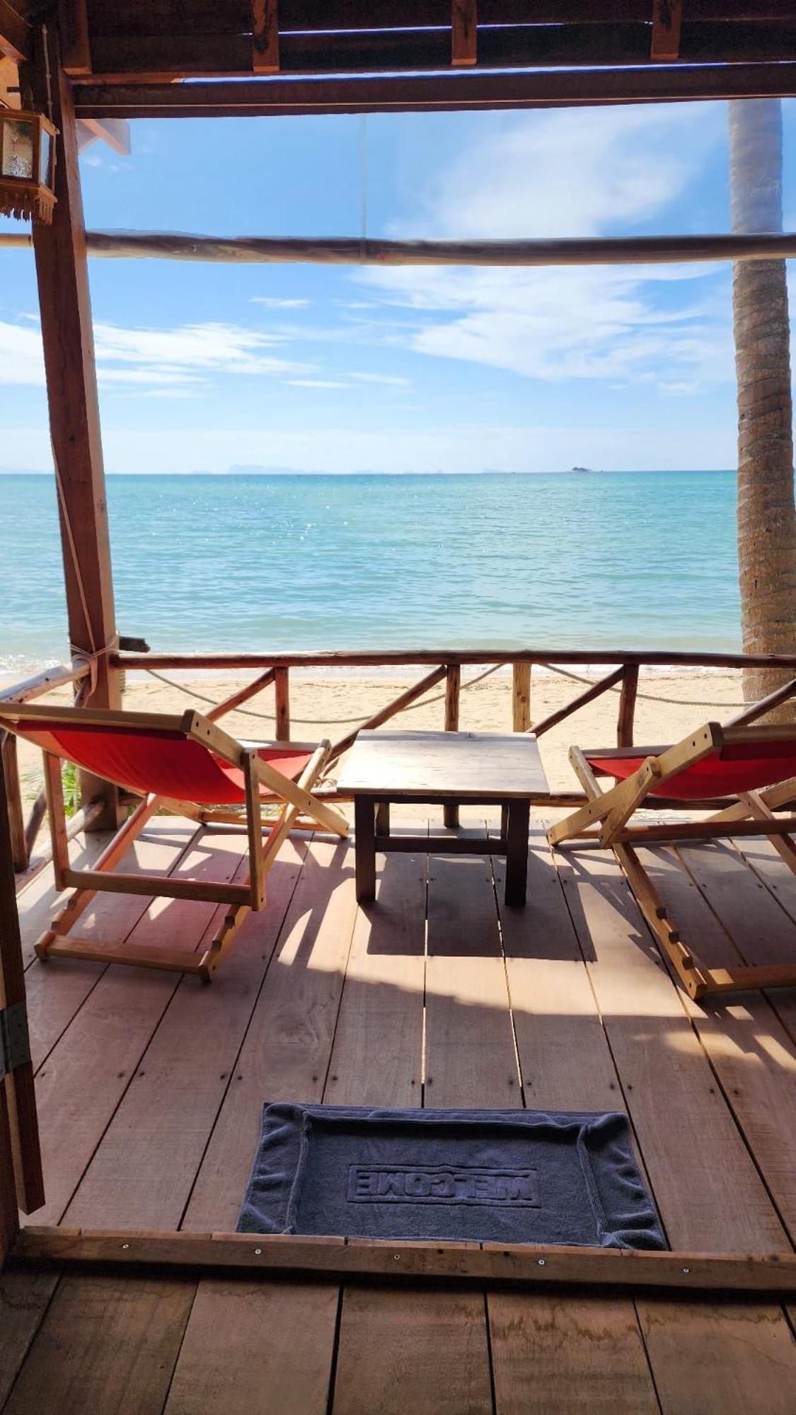Castaway Beach Bungalows Шритану Экстерьер фото